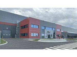 Location entrepôt / local d'activités ST LEGER DES BOIS 25 824 m²