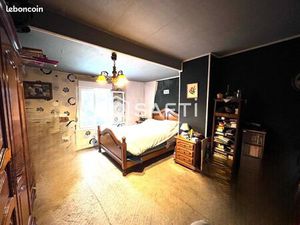 Maison 9 pièces 275 m²