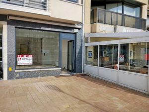 La Maison Blanche Propriété commerciale à louer sur la di...