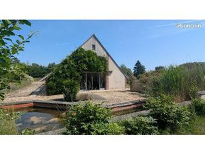 Maison 7 pièces 242 m²