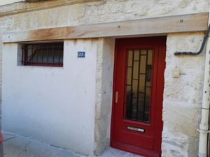 Location appartement 3 pièces 73 m² à Arles (13200)  900 €