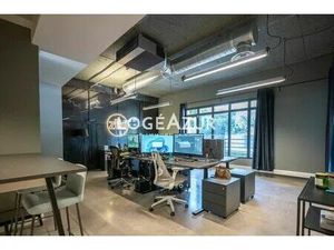 Location bureau 1 pièce 60 m² à Antibes (06600)