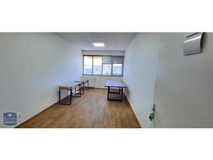 Local commercial à louer 17 m² - Pamiers (09) - 377€