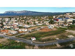 Vente Terrain 512 m2 à Pourrières