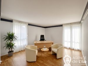 Bureaux lumineux 3 pièces proche centre-ville