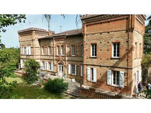 Vente maison 8 pièces 430 m² Saint-Sardos (82600)