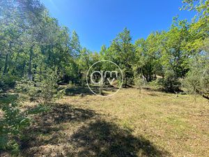 Vente terrain 1397 m² à Néoules (83136)  163 400 €