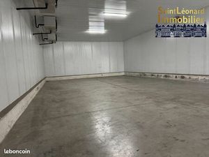 Local 230 m² Fougères