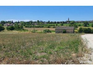 Terrain 1 215 m² Sauzet