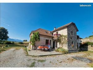 Maison 10 pièces 190 m²