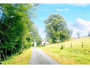 Vente maison 6 pièces 105 m² à Neuvy-le-Barrois (18600)  118 000 €