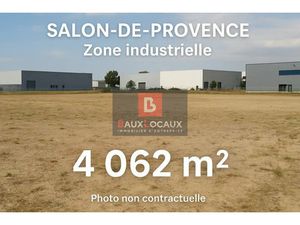 TERRAIN AVEC PERMIS PURGE A VENDRE