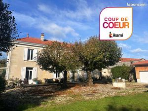 Maison 7 pièces 243 m²