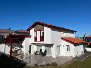 Location maison 5 pièces 117m2 Saint-Palais 64120 - 1650 € - Surface Privée