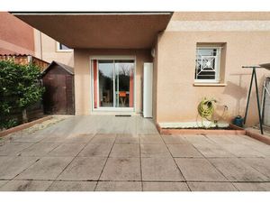 Rare appartement T2 avec jardin et 2 places de parking