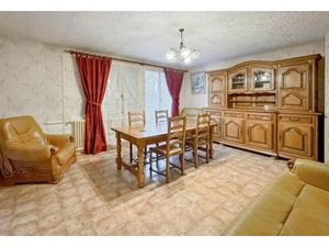 Vente appartement 4 pièces 63 m² à La Clayette (71800)  44 500 €