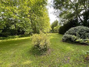 Vente terrain 1390 m² à Chavanoz (38230)  260 000 €