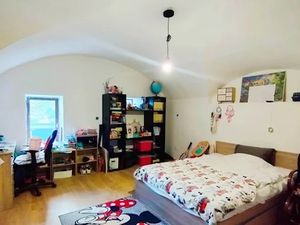 Vente maison 4 pièces 285 m² à Faverges (74210)  215 000 €