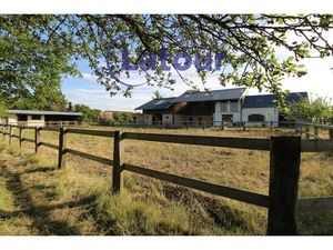 Vente maison 8 pièces 196 m² à Laons (28270)  325 000 €