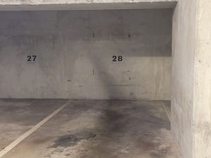 EMPLACEMENT PARKING A LOUER RESIDENCE PROCHE COMMERCES ET RE