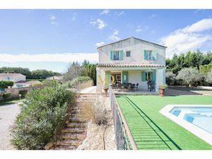 Vente maison 5 pièces 105 m² à Saint-Saturnin-lès-Apt (84490)  550 000 €
