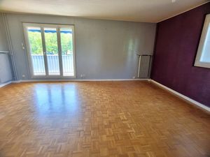 Vente appartement 3 pièces 82 m² à Decines-charpieu (69150)  199 000 €
