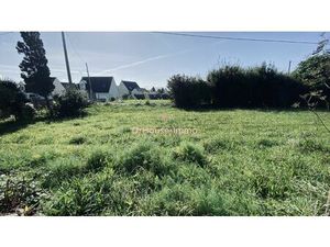 Terrain viabilisé de 309 m2 proche bourg
