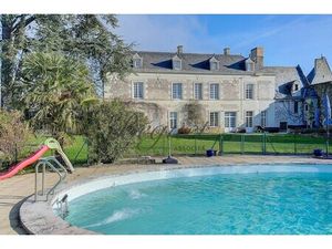 Maison de luxe à vendre à Huismes