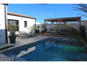 Vente maison 5 pièces 130 m² à Saint-Sauveur-d'Aunis (17540)  423 500 €