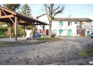 Vente ferme 8 pièces 220 m² à Rignieux-le-Franc (01800)  310 000 €