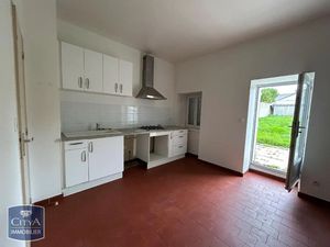 Maison à louer 4 pièces 120.03 m² - Moulins-sur-Yèvre (18) - 823€