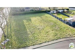 Terrain à bâtir de 816 m² pour la construction d'une maison