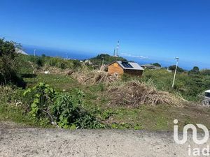 Vente terrain 421 m² à Le Plate (97424)  119 900 €