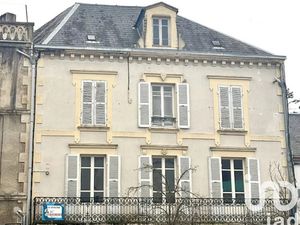 Vente appartement 6 pièces 170 m² à Bourbon-Lancy (71140)  80 000 €