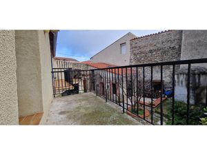 EXCLUSIVITE ARBOUSSOL MAISON DE VILLAGE D'ANGLE AVEC TERRASS