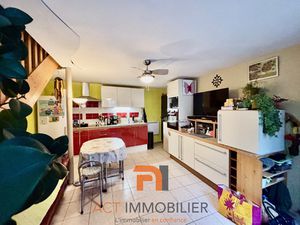 ST ROMAIN DE POPEY Maison de village 82 m2 proche écoles et