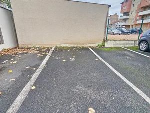 Vente parking 12 m² à Vichy (03200)  9 900 €