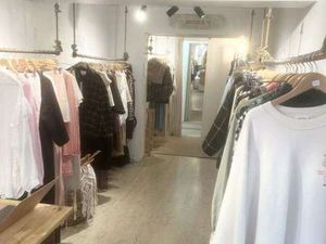 Vente Bureaux et commerces à Sanary-sur-Mer (83110) : à vendre / 20m² Sanary-sur-Mer