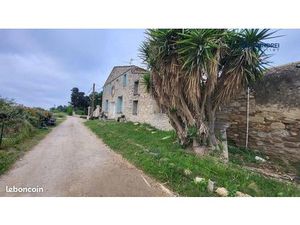 Immeuble 959 m² Saint-Nazaire-de-Pézan