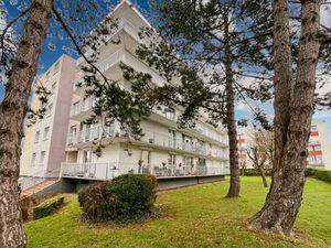 Vente Appartement 4 pièces à Neuville-les-Dieppe (76370) : à vendre 4 pièces / 98m² Neuvil