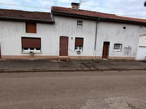 Vente maison 4 pièces 107 m² à Colombey-les-Belles (54170)  129 000 €