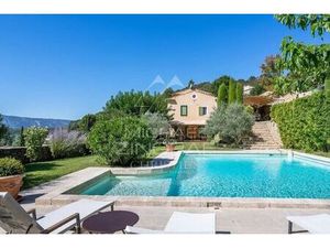 Maison de prestige de 255 m2 en location Goult  Provence-Alpes-Côte d'Azur