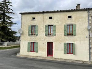 Vente maison 5 pièces 155 m² à Serres-et-Montguyard (24500)  207 100 €