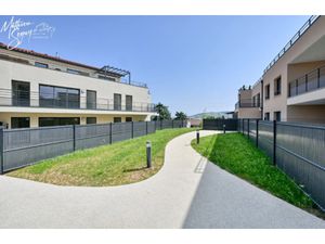 Appartement à vendre VAUGNERAY 4 pièce(s) 91m2 399 000€