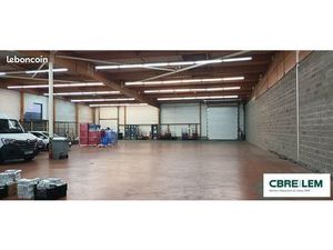 Local d'activité 545 m²