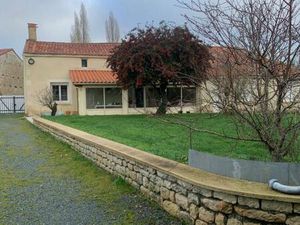 Vente maison 8 pièces 130 m² Mouzeuil-Saint-Martin (85370)