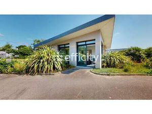 Vente Bureaux et commerces à Merlevenez (56700) : à vendre / 79m² Merlevenez
