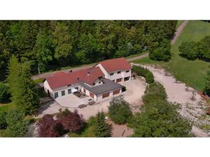 Gîtes de groupe 50 couchages / réception 120 personnes