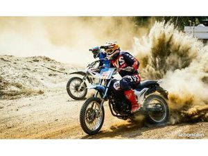 Propose terrain de 7 hectares pratique de cross