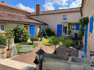 Vente Maison à Saint-Martin-de-Fraigneau (85200) : à vendre / 314m² Saint-Martin-de-Fraign